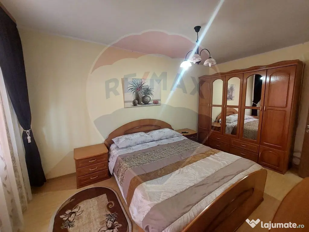 Apartament cu 2 camere de închiriat