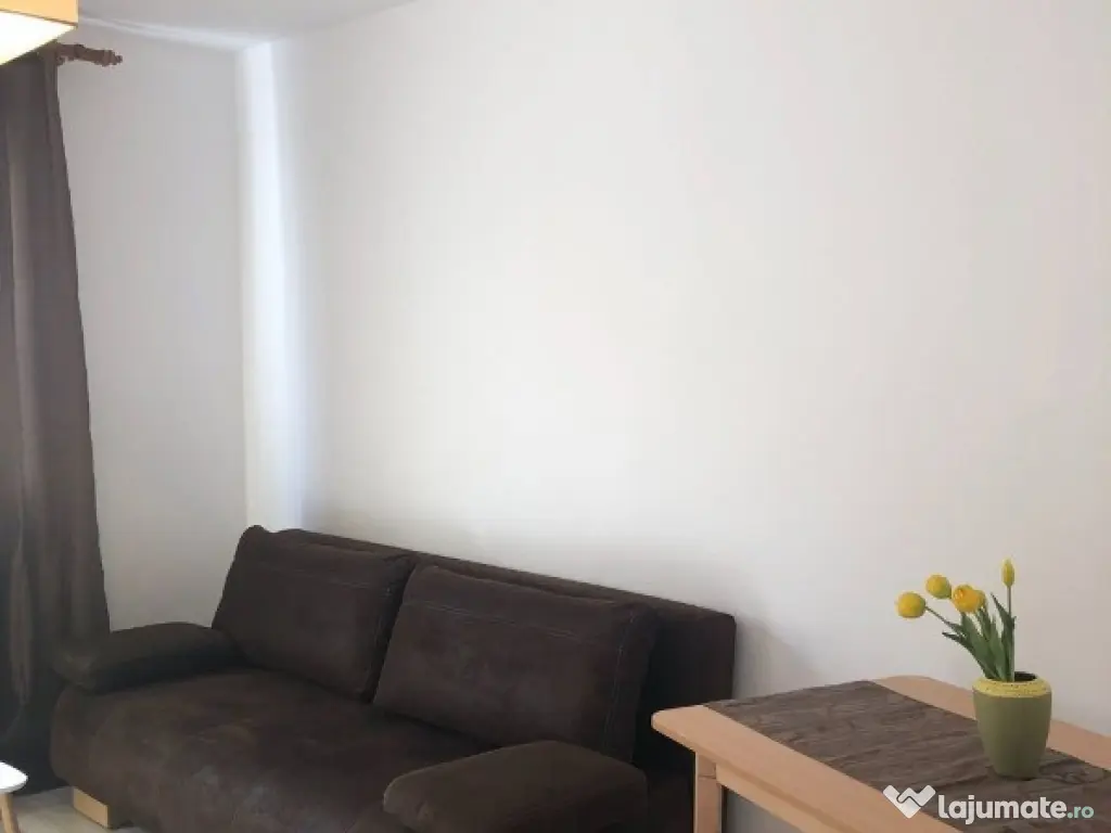 Garsoniera zona Coletina 