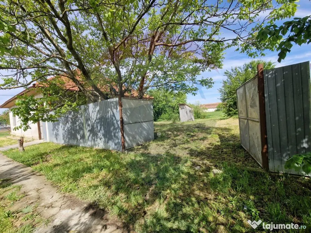 Casa de vanzare in comuna Misca judetu Arad