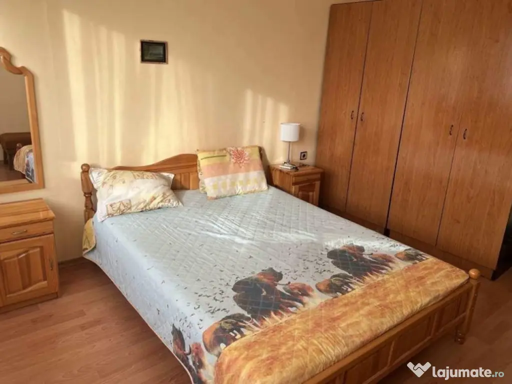 Apartament 2 camere de inchiriat Coplexul Studentesc