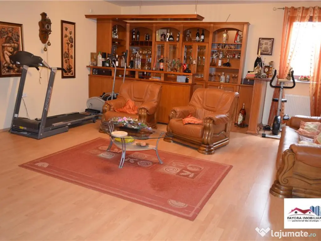 Casa Superba de Mobilata Lux in Sangeorgiu de Mures 