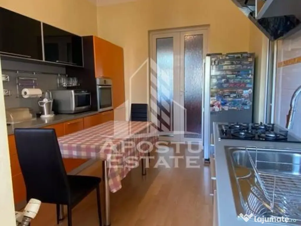 Casa cu 3 camere, centrala proprie, SAD 