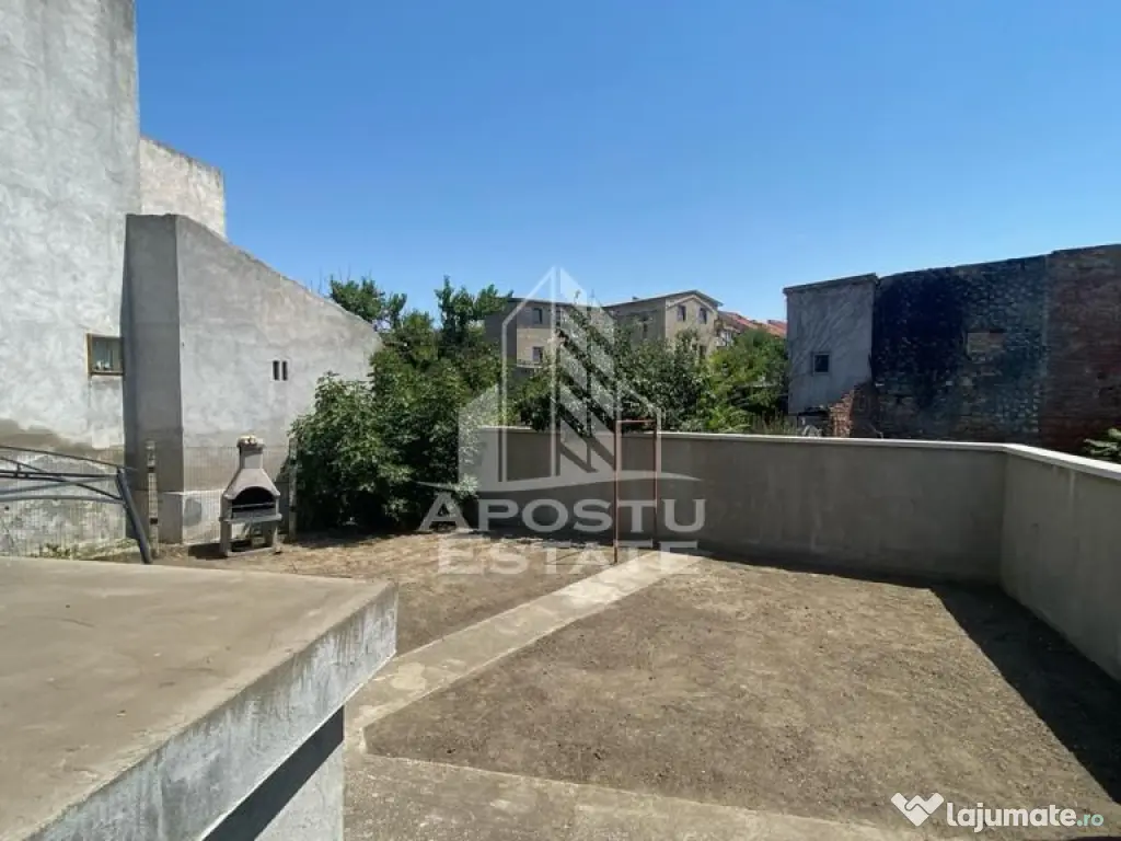 Casa cu 3 camere, centrala proprie, SAD 