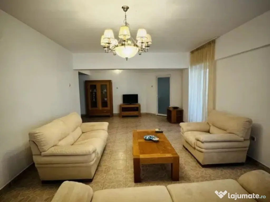 Închiriez apartament 3 camere Faleza Nord, 700 EURO Negociabil 