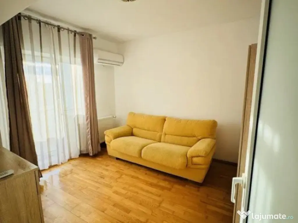 Închiriez apartament 3 camere Faleza Nord, 700 EURO Negociabil 