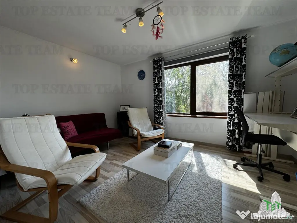 Duplex complet mobilat modern cu terasa si curte generoasa 