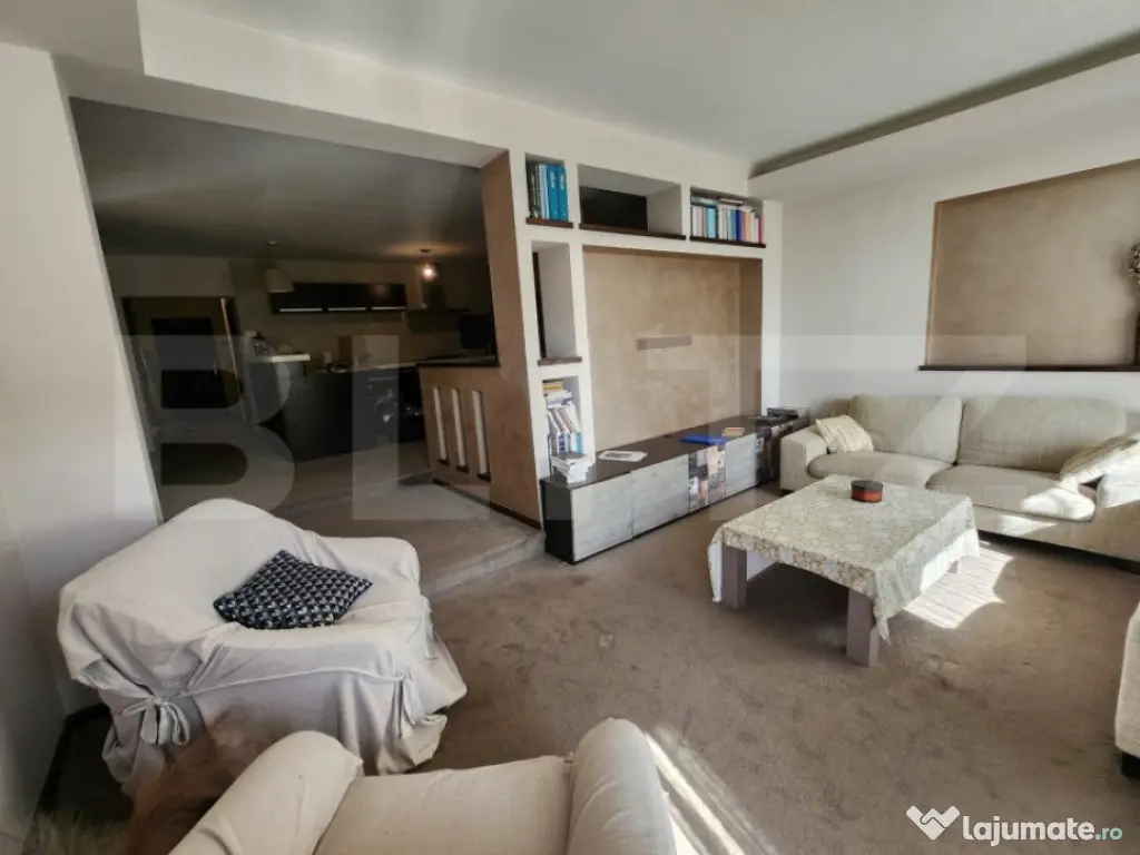 Casa superba cu 13 camere in Sangeorgiu de Mures