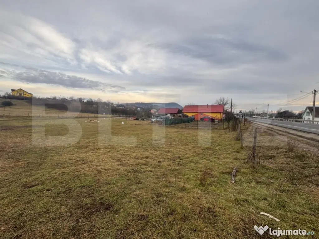 Teren Intravilan 2800 mp, zona Sieu Sfantu