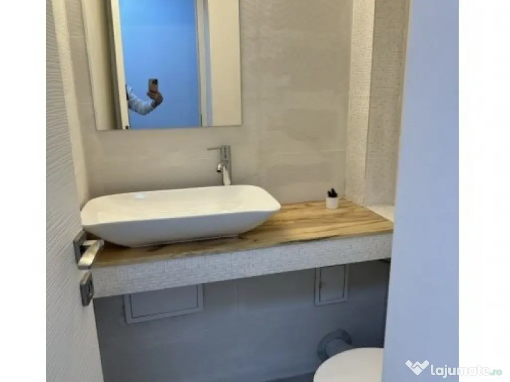 Apartament 3 camere Bulevardul Tineretului 