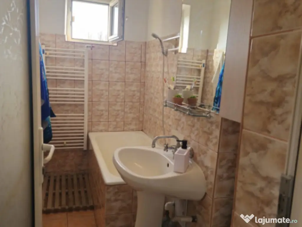 Apartament 3 camere INEL II - Adivin 