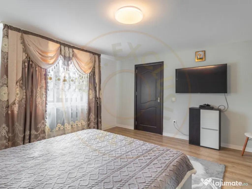 Casa 5 camere Domnesti-Teghes 