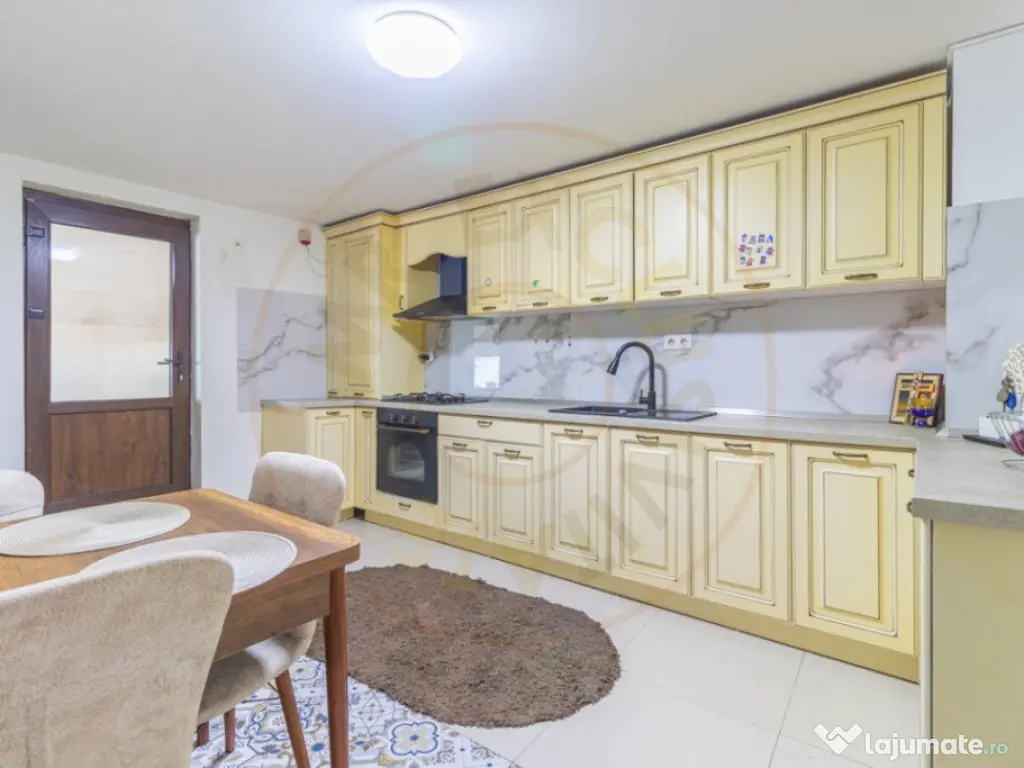 Casa 5 camere Domnesti-Teghes 