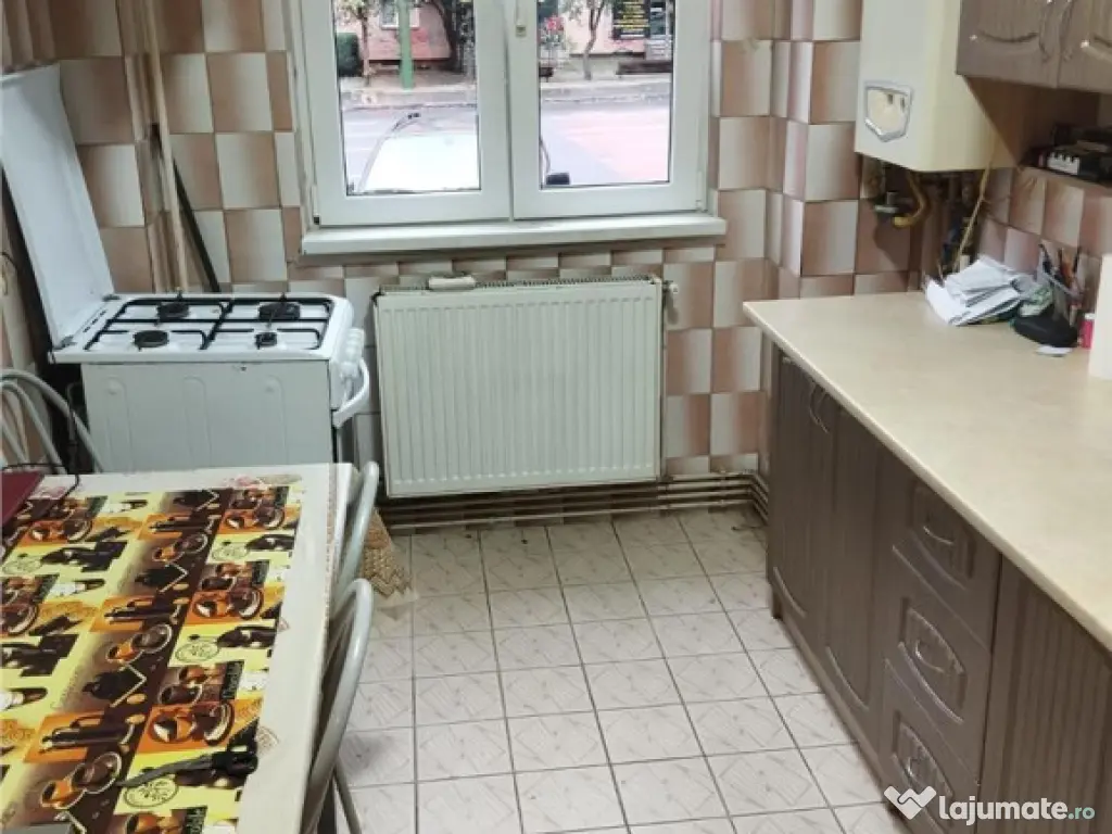 Apartament 2 camere , zona Centrul Civic 