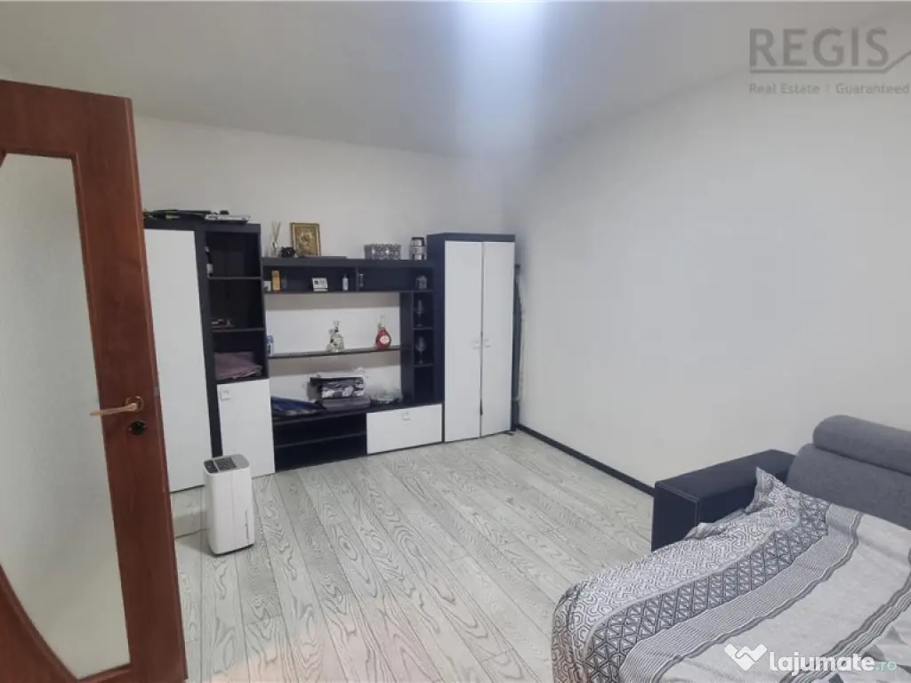 Apartament 2 camere , zona Centrul Civic 