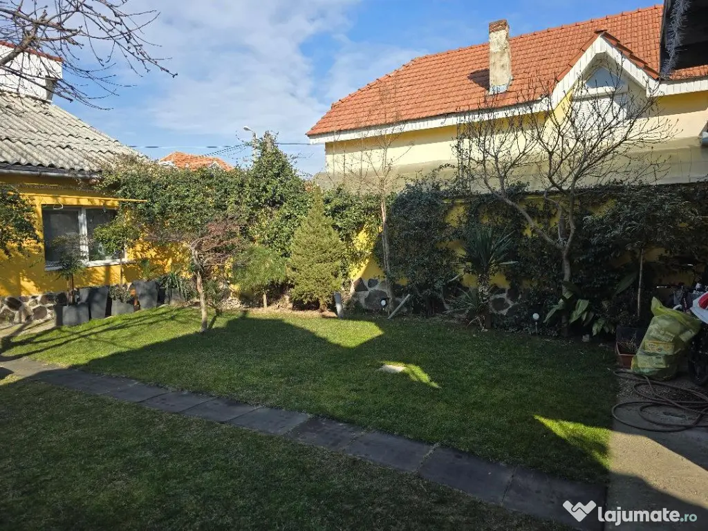 Vila P+M, constr 2014 , Zona Cantemir, gaz , teren 270, Izolata