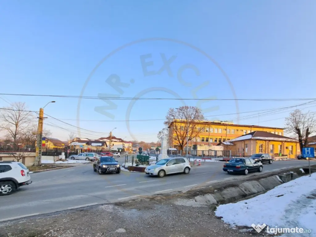 Spatiu Comercial Stradal – Spitalul Mioveni, Bd. Dacia, Ra