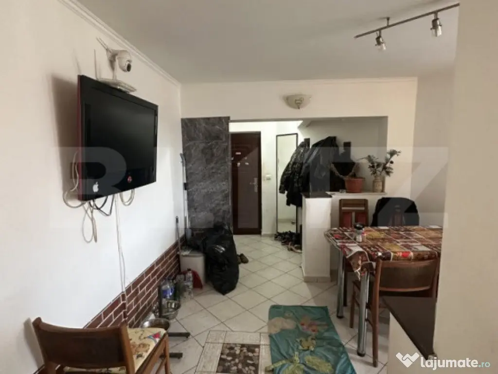 Apartament cu 3 camere, 84 mp, zona Micro 16