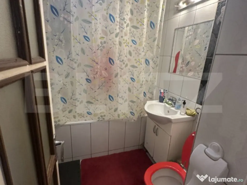 Apartament cu 3 camere, 84 mp, zona Micro 16