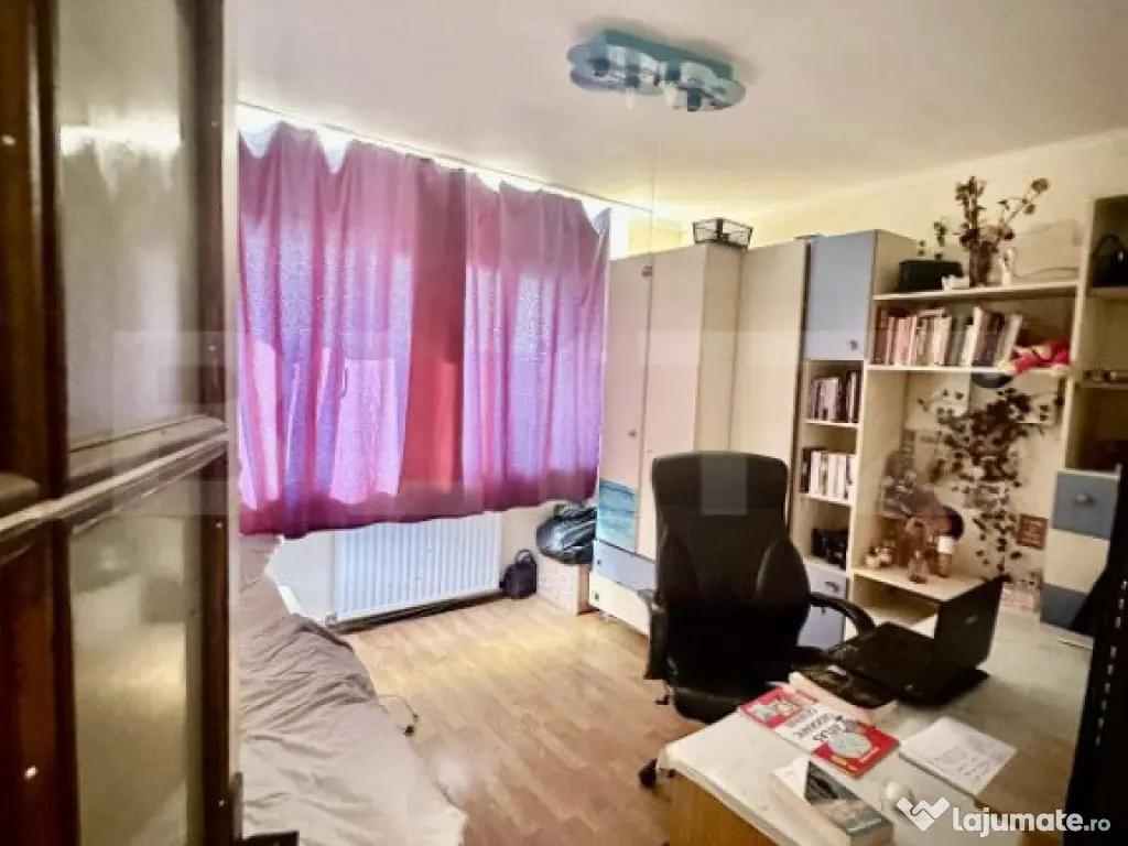 Apartament cu 3 camere, 84 mp, zona Micro 16
