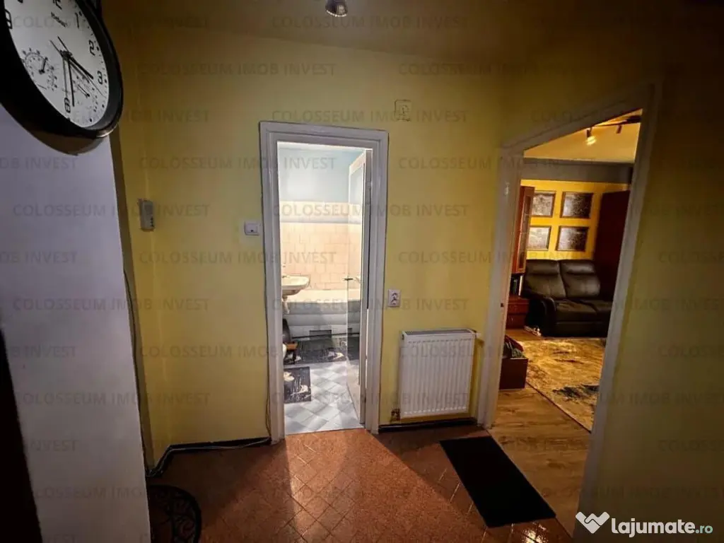 Garsoniera decomandata - zona Astra