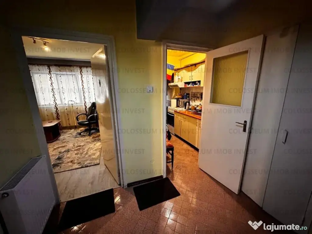 Garsoniera decomandata - zona Astra