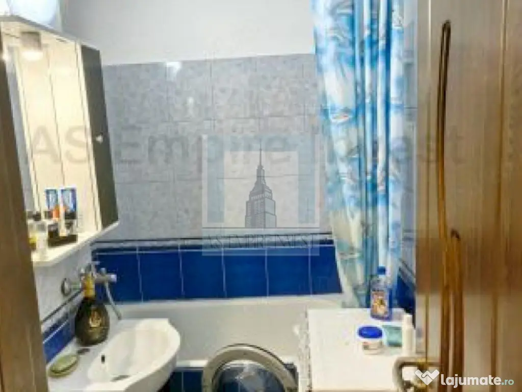 Garsoniera decomandata - zona Astra