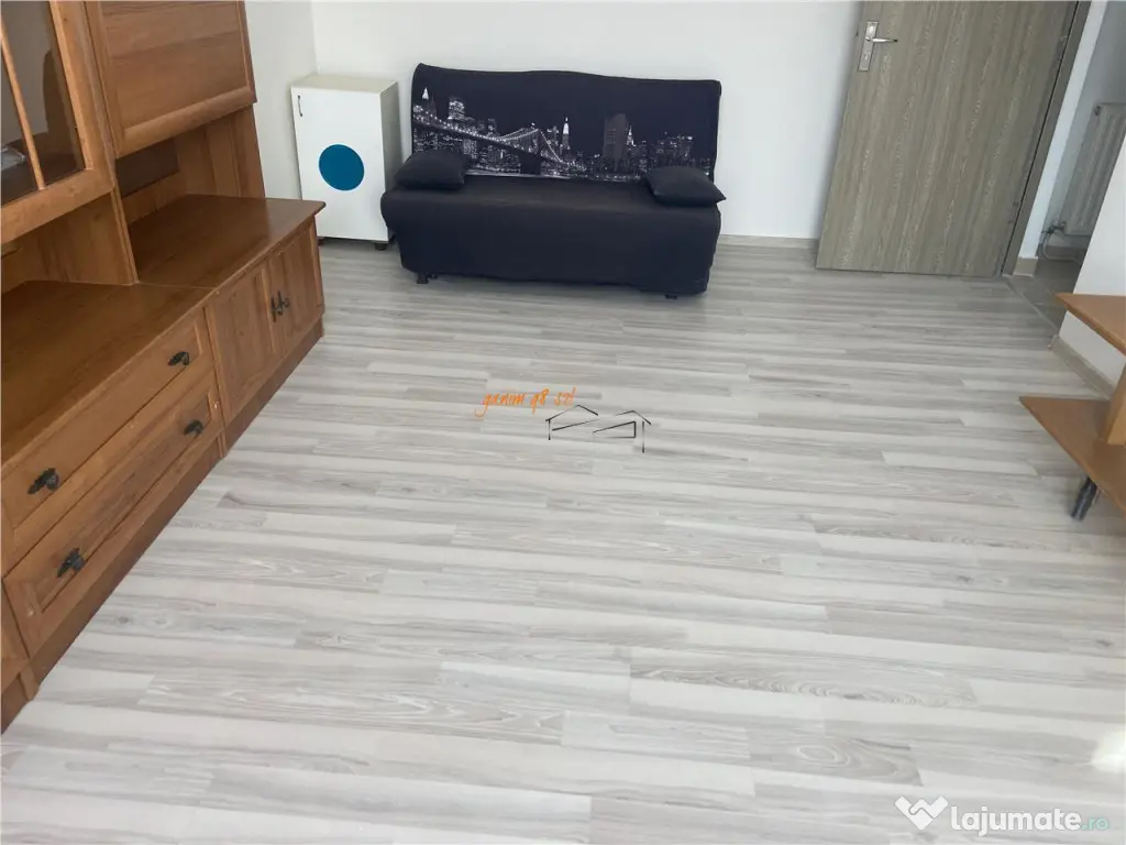 Garsoniera de inchiriat , cartier Sud , decomandata 37 mp ,