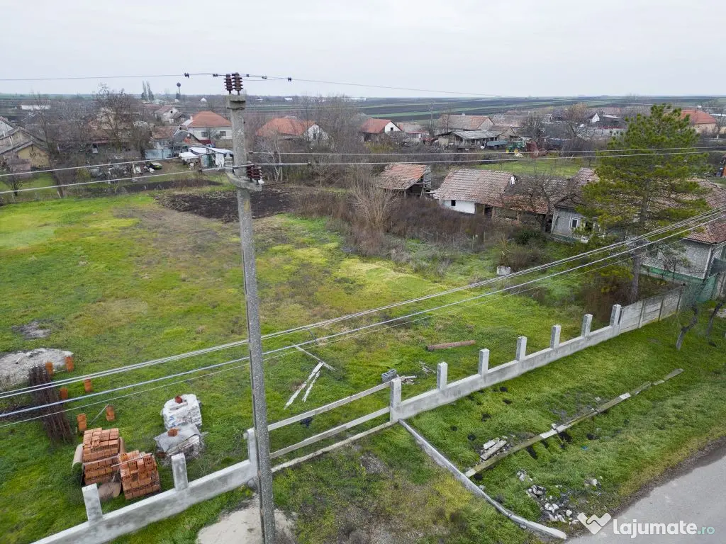 Teren intravilan in Peregu Mic