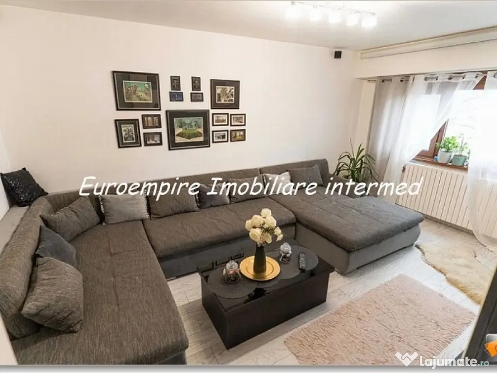 Apartament 3 camere decomandate zona Dacia