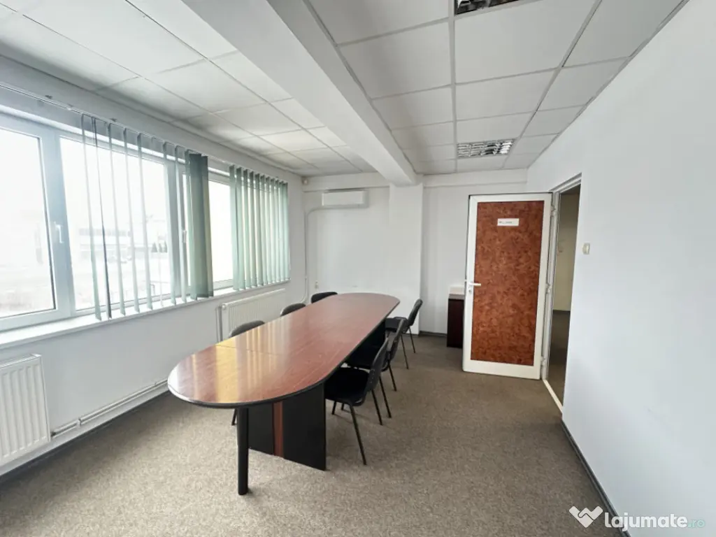 Hala industriala aut. ISU - 1200mp + birouri 900mp zona Mall