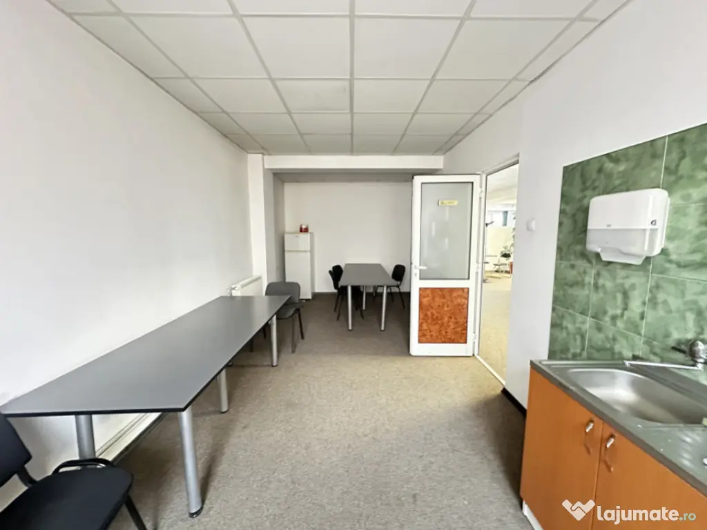 Hala industriala aut. ISU - 1200mp + birouri 900mp zona Mall