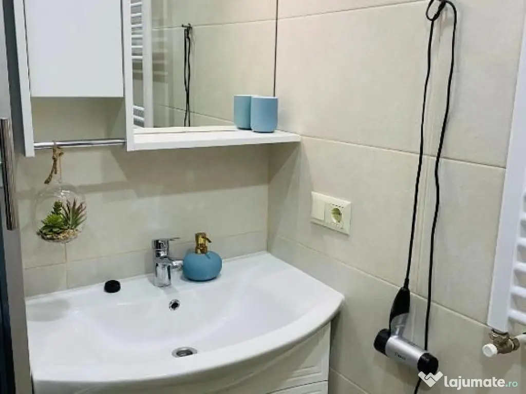 Va oferim spre inchiriere un apartament cu 2 camere