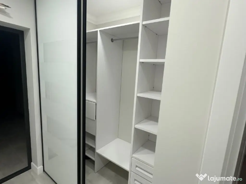 Se inchiriaza apartament in Centrul Istoric