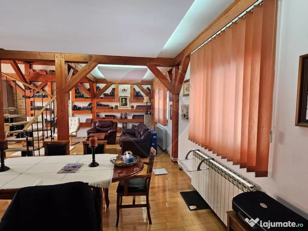 Vilă de lux cu 4 camere de vânzare în Câmpulung Moldo... 