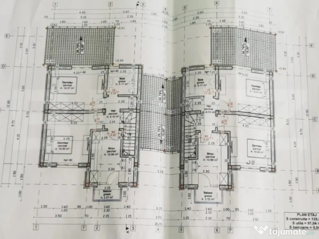 Casa la rosu 4 camere, 106 mp, zona Miroslava
