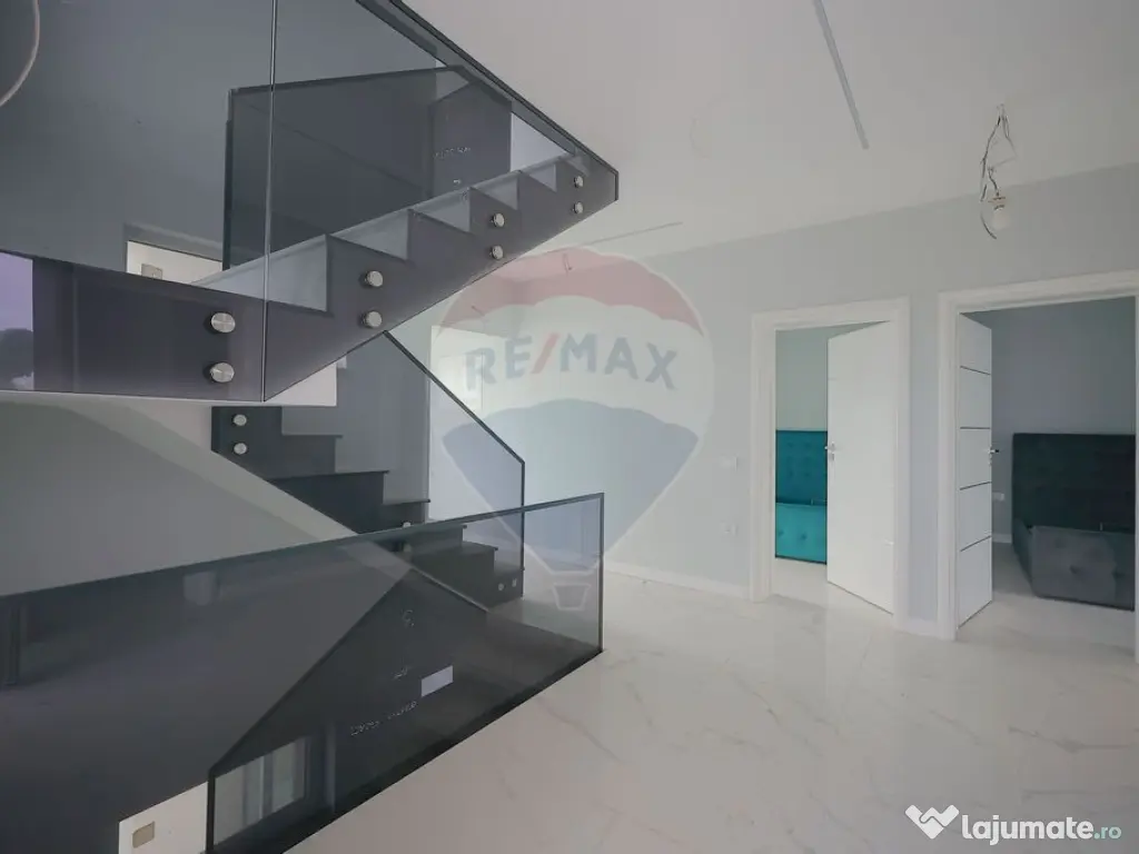 Apart Hotel - Pensiune, 18 Camere, Băile Felix, 1 Mai, V...