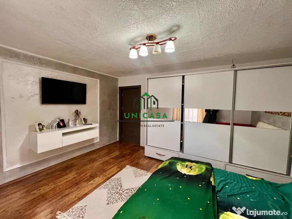 Casa Mihaesti / teren 1077 mp 