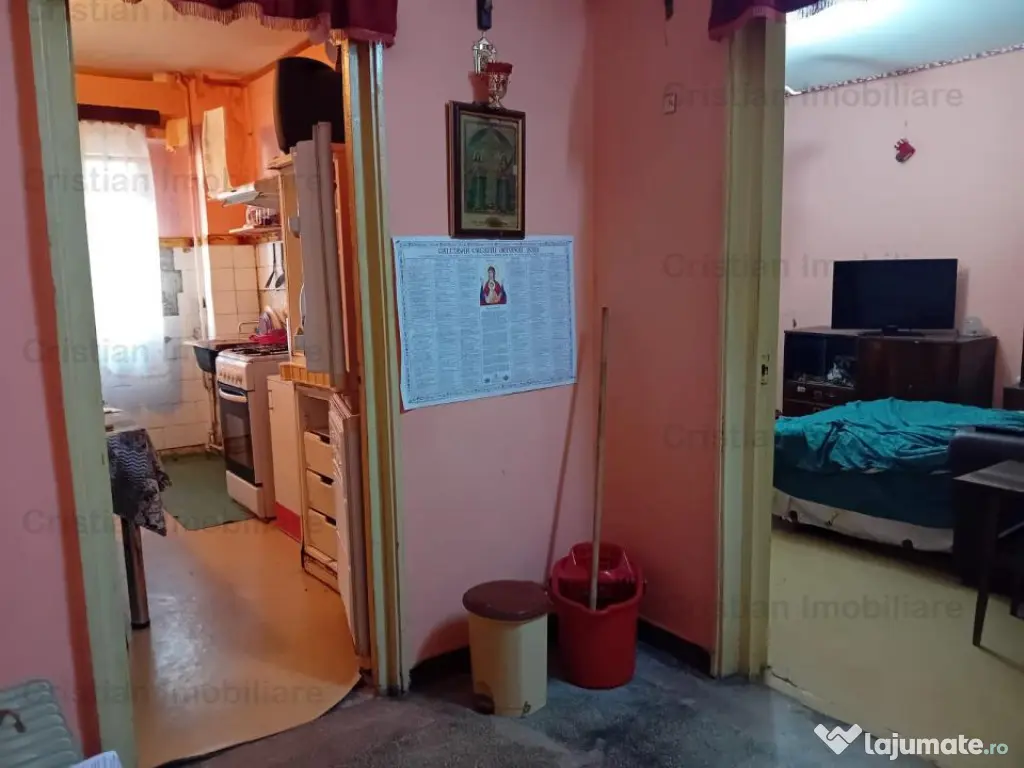 Etaj 2 Confort 1 Decomandat 2 camere 50mp Viziru 3