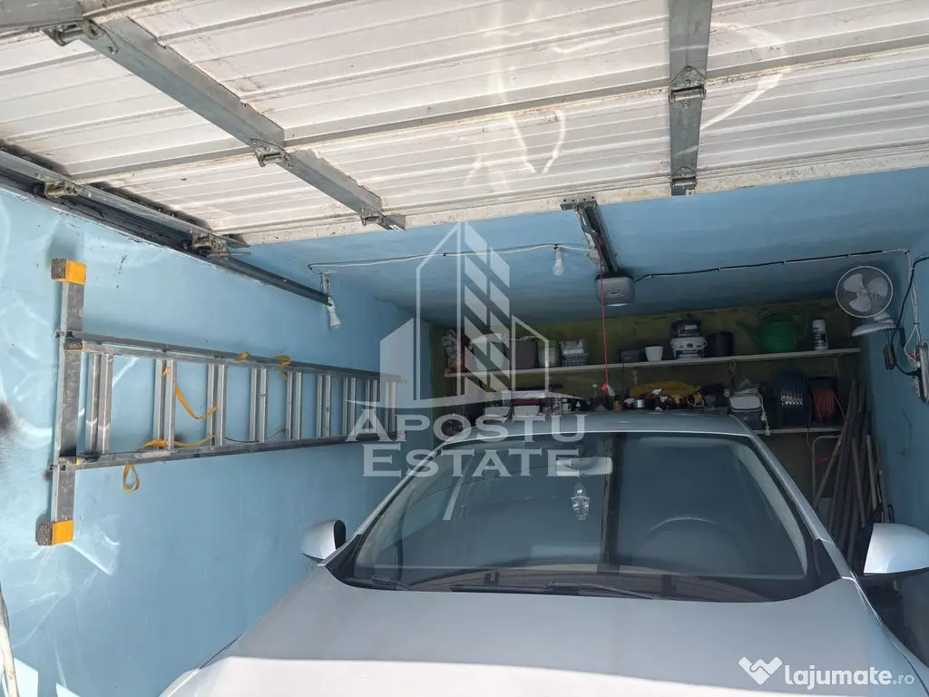 Apartament cu 4 camere pe doua niveluri in zona Stefan ce...