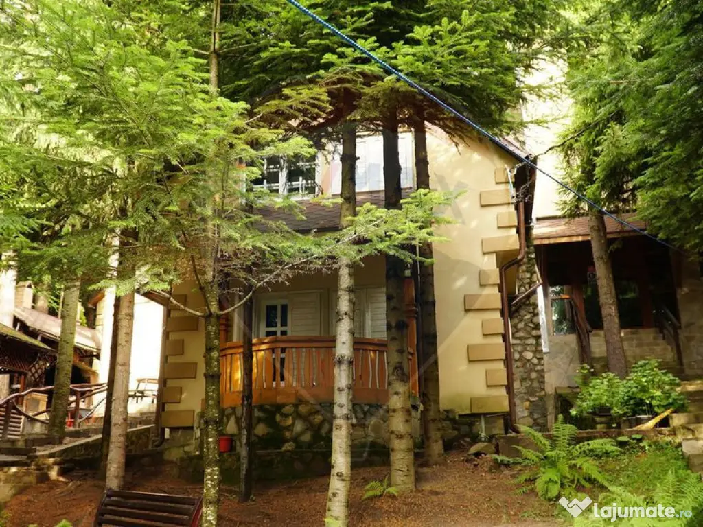 DE VANZARE Pensiune | 12 camere | Bisoca / Buzau