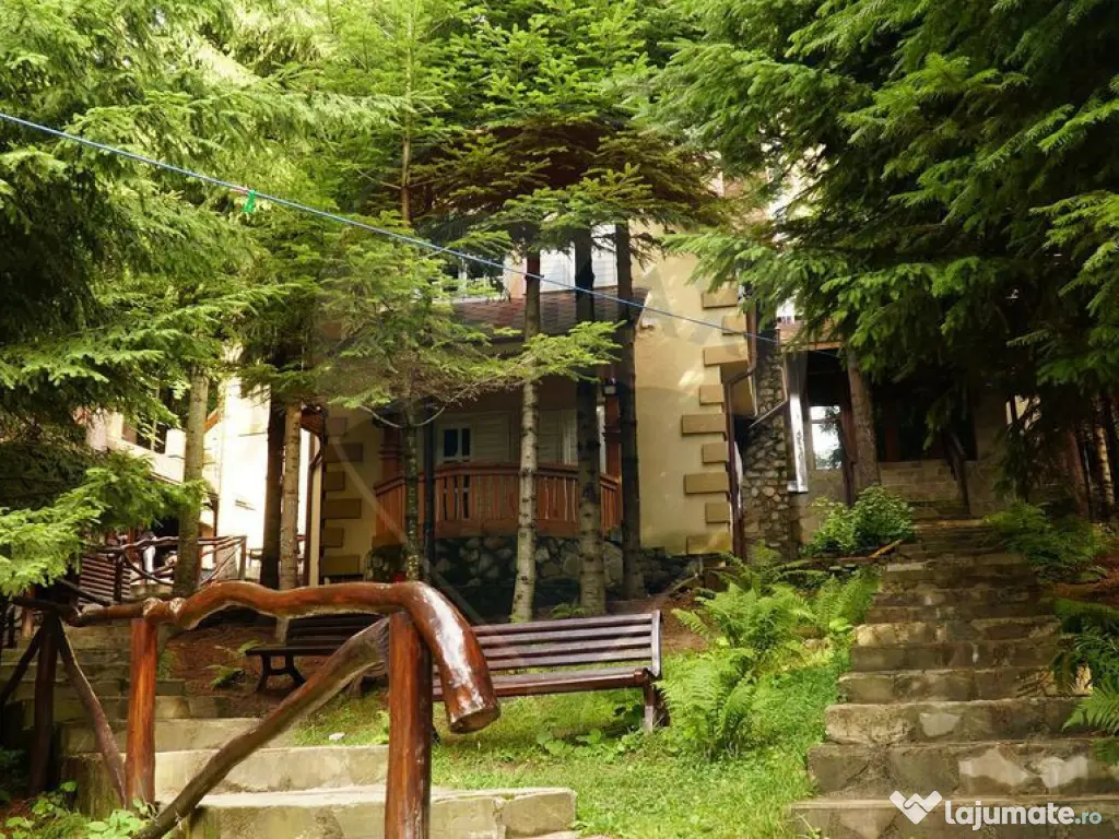 DE VANZARE Pensiune | 12 camere | Bisoca / Buzau 