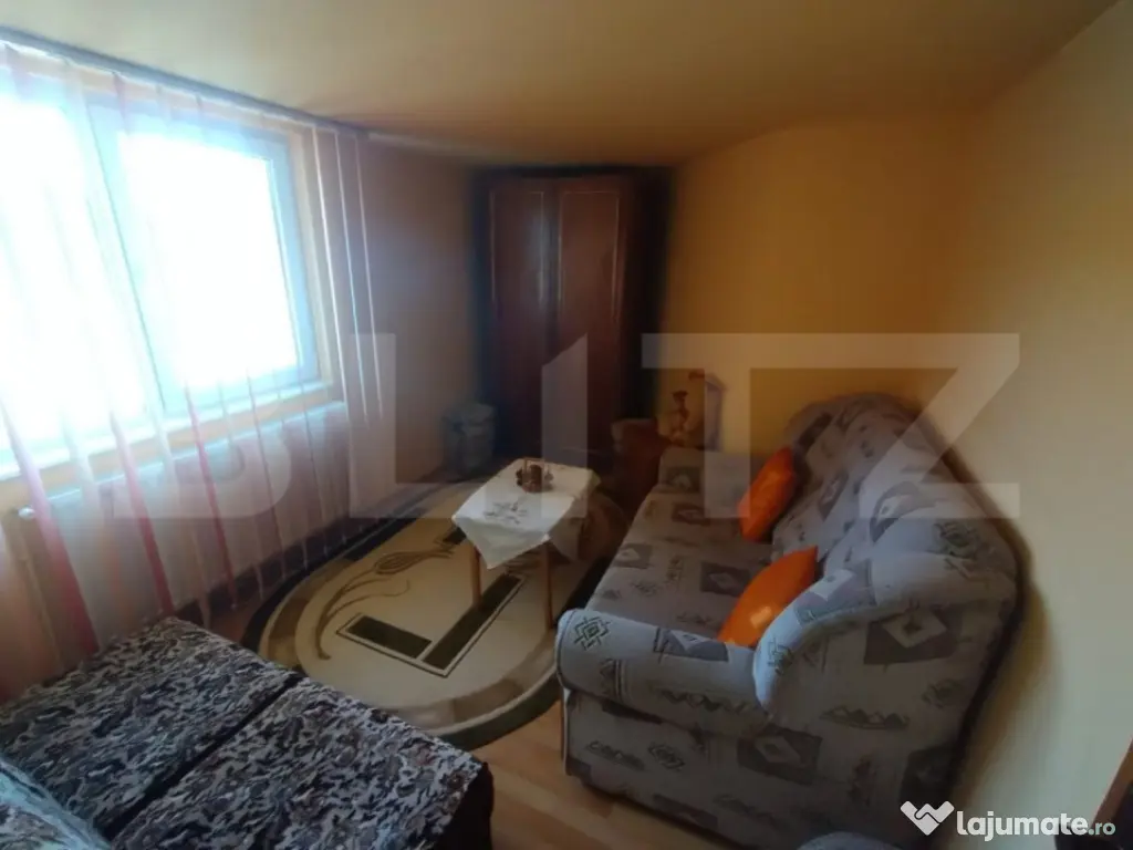 EXCLUSIVITATE! Casa cu 4 camere, 130 mp, 20 ari teren, zona