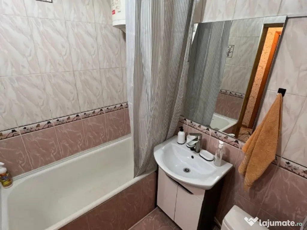 De inchiriat 2 camere in zona Zizin