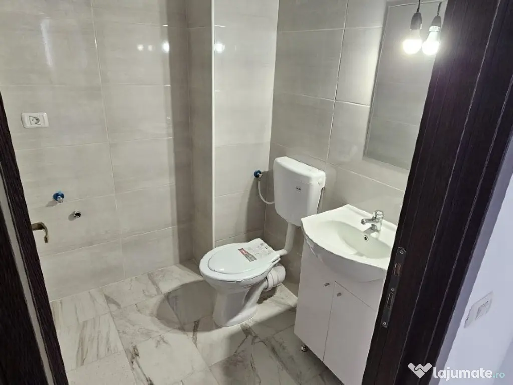 Apartament 3 camere, etaj 1, 72 mp, decomandat, Subcetate City 2. 