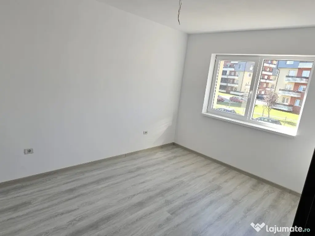 Apartament 3 camere, etaj 1, 72 mp, decomandat, Subcetate City 2. 