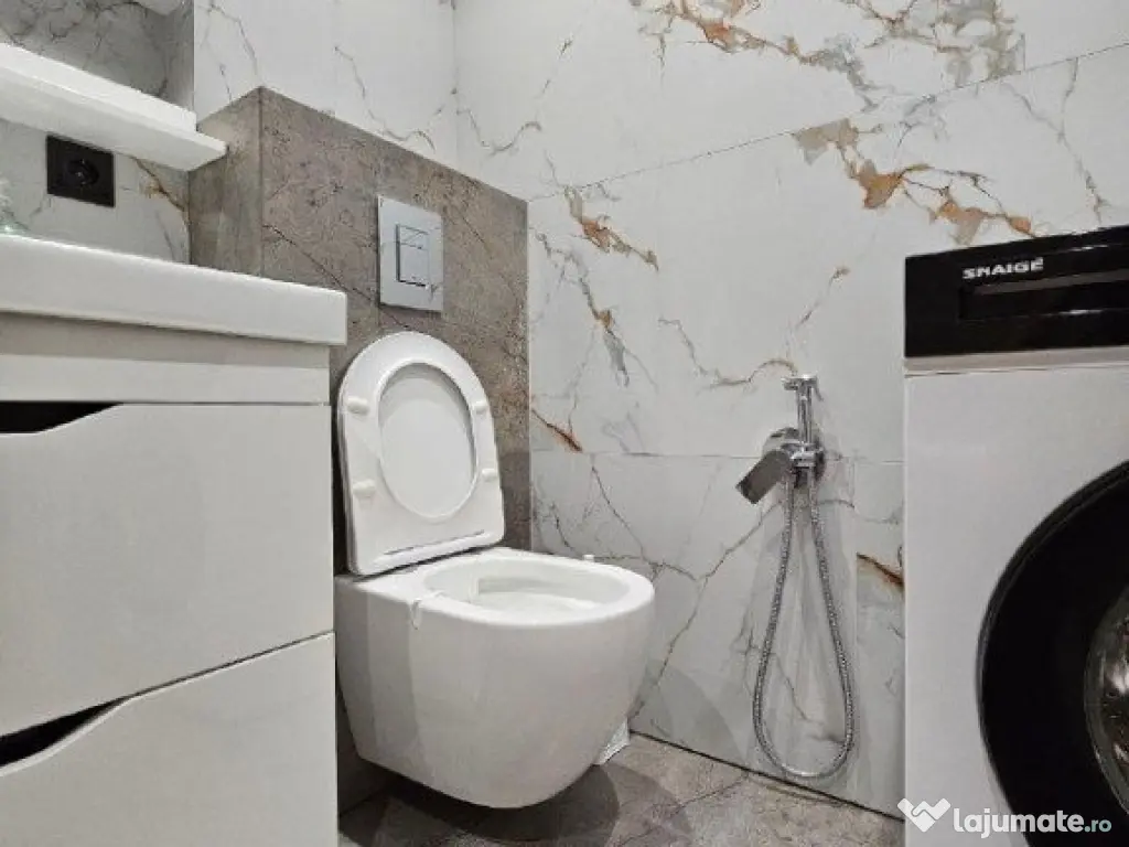 Se inchiriaza apartament in Urban Plazza 