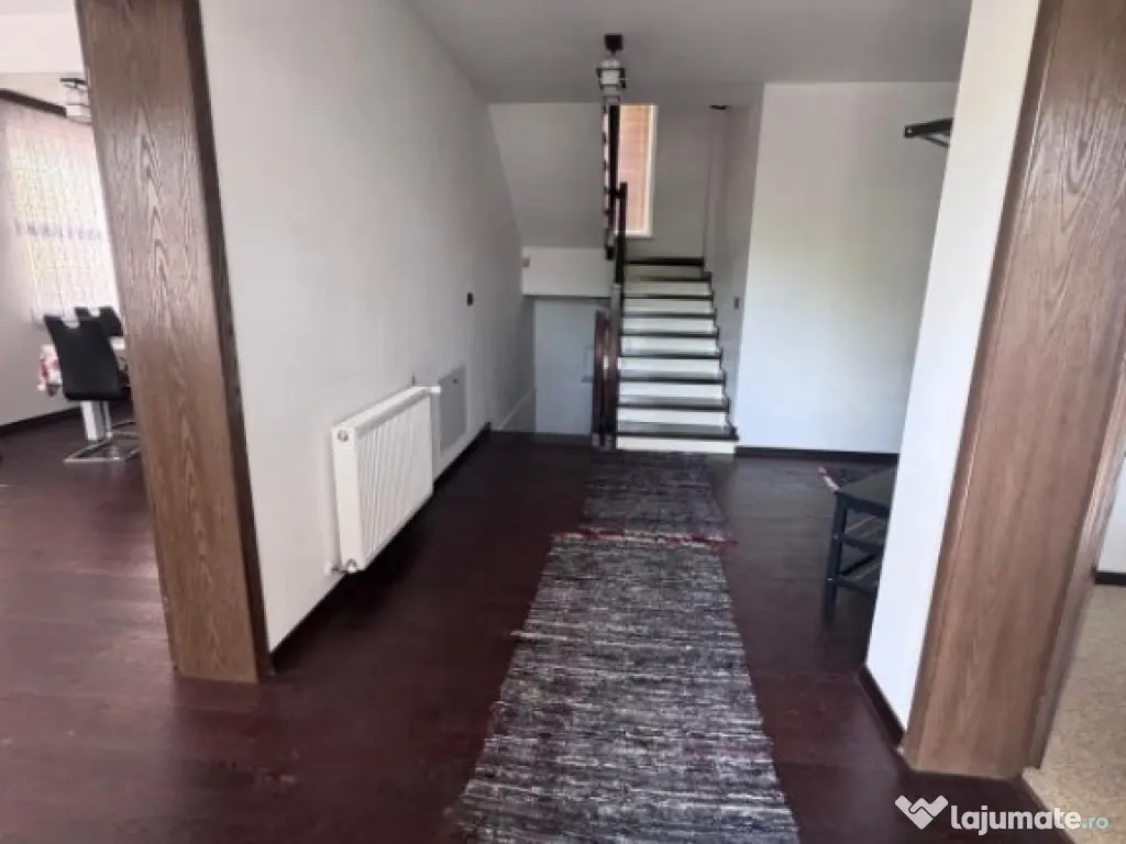 Casa individuala cu 5 camere, 450mp teren, Satu Mare