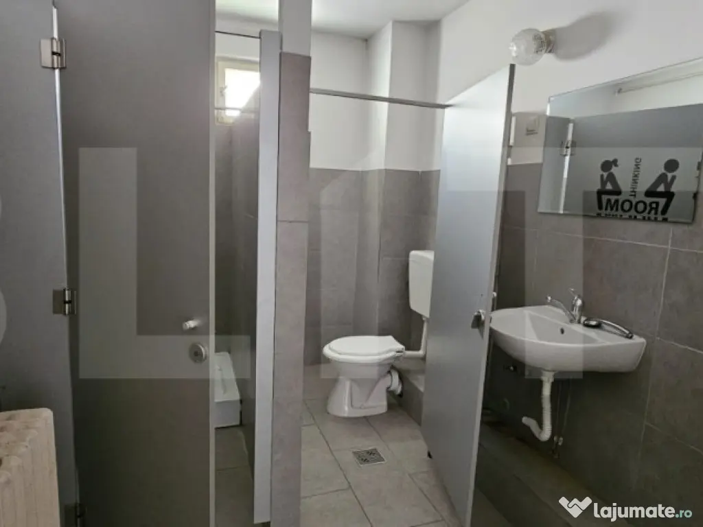 Casa cu 2 apartamente de 3 camere in centru