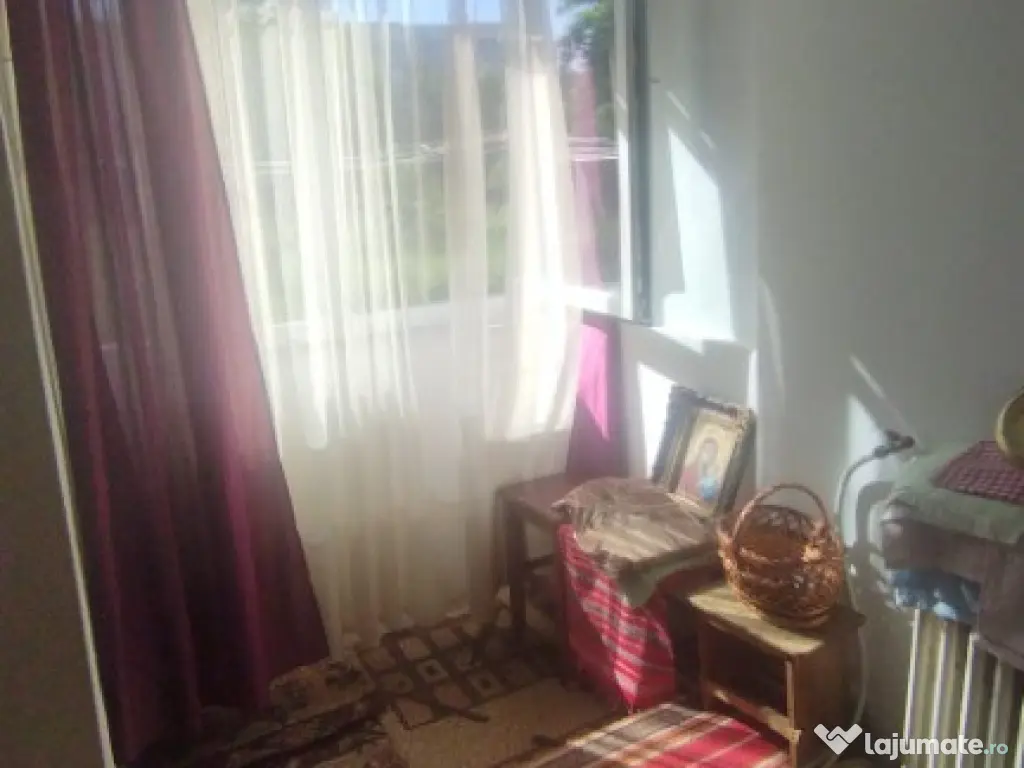 *NOU* Garsoniera zona Nicolina 