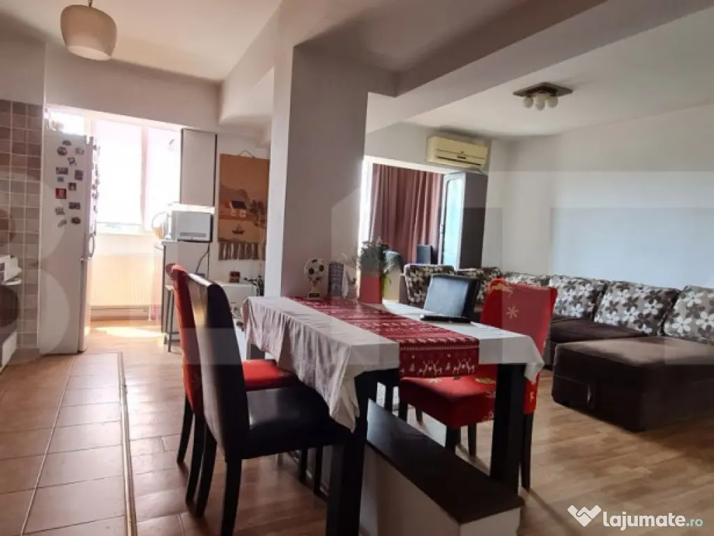 Apartament cu 3 Camere Spațios și Luminos de Vânzare –Z